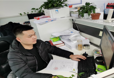 表彰先進(jìn)，宣揚(yáng)典型——貴州陽光產(chǎn)權(quán)交易所有限公司王得天同志被中共貴陽市委評(píng)為“愛國(guó)擁軍先進(jìn)個(gè)人”