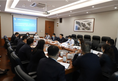 貴州省地方金融監(jiān)督管理局黨組成員、副局長郭盛一行到貴州陽光產(chǎn)權(quán)、貴州環(huán)交所調(diào)研座談并宣講貴州省第十三次黨代會精神