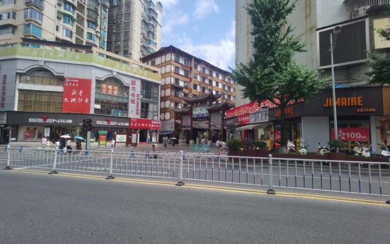 貴州省機(jī)關(guān)事務(wù)管理局國有資產(chǎn)管理服務(wù)中心黔南州都勻市廣惠路步行街筑勻大廈A棟22層房屋招租