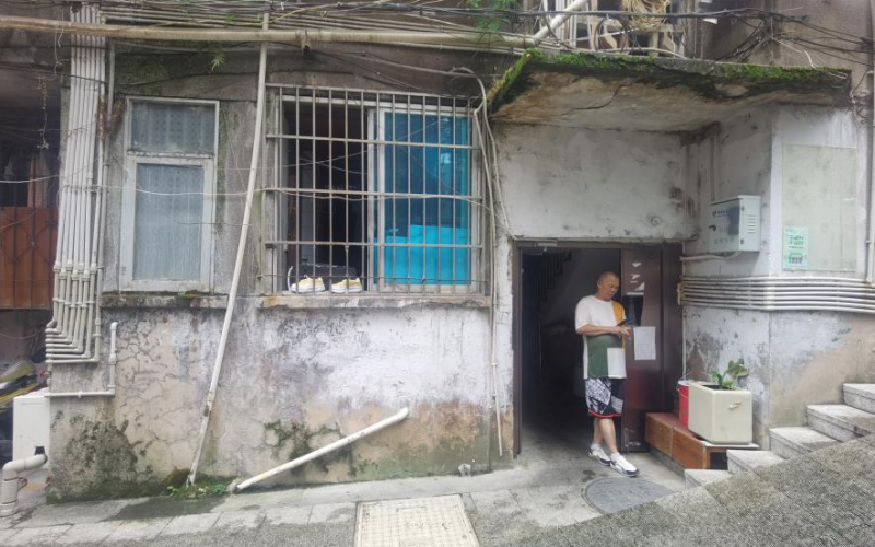 貴州省機(jī)關(guān)事務(wù)管理局國(guó)有資產(chǎn)管理服務(wù)中心貴陽市南明區(qū)護(hù)國(guó)路153號(hào)3單元8層1號(hào)房屋資產(chǎn)招租