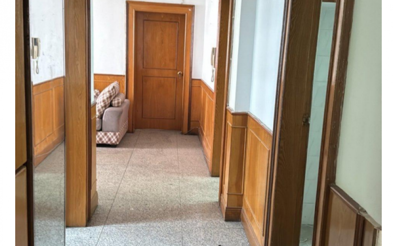 （降價(jià)）中華北路325號(hào)4棟5層附9號(hào)轉(zhuǎn)讓?zhuān)ǔ钟蟹剑嘿F州省機(jī)關(guān)事務(wù)管理局國(guó)有資產(chǎn)管理服務(wù)中心）