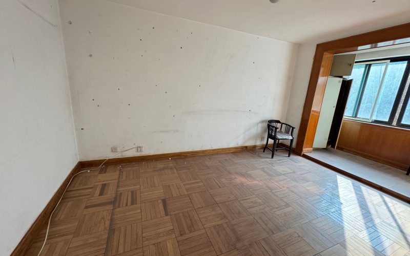 貴州省機關事務管理局國有資產管理服務中心貴陽市云巖區(qū)鹽務街142號、45號兩處房屋招租